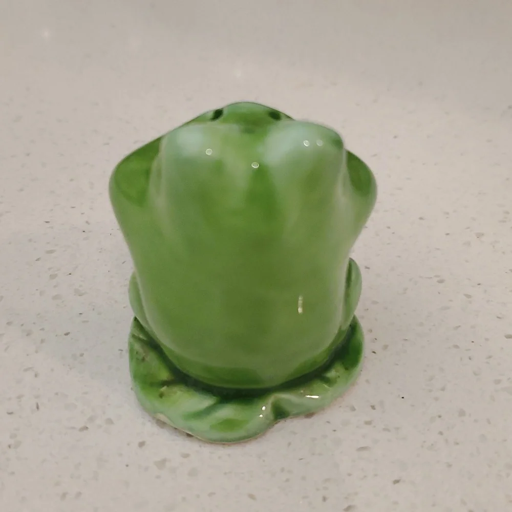 Vintage Ceramic Frog Toothpick Holder Japan - Picture 5 of 7